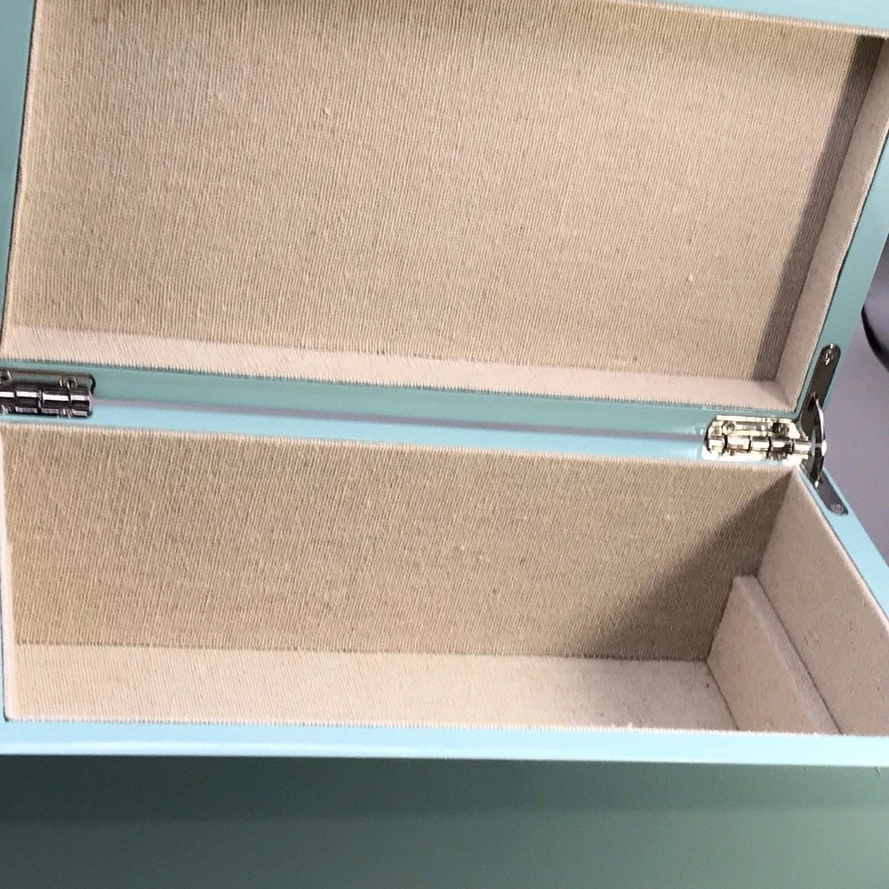Max Studio Aquamarine Colored Jewelry Box 9